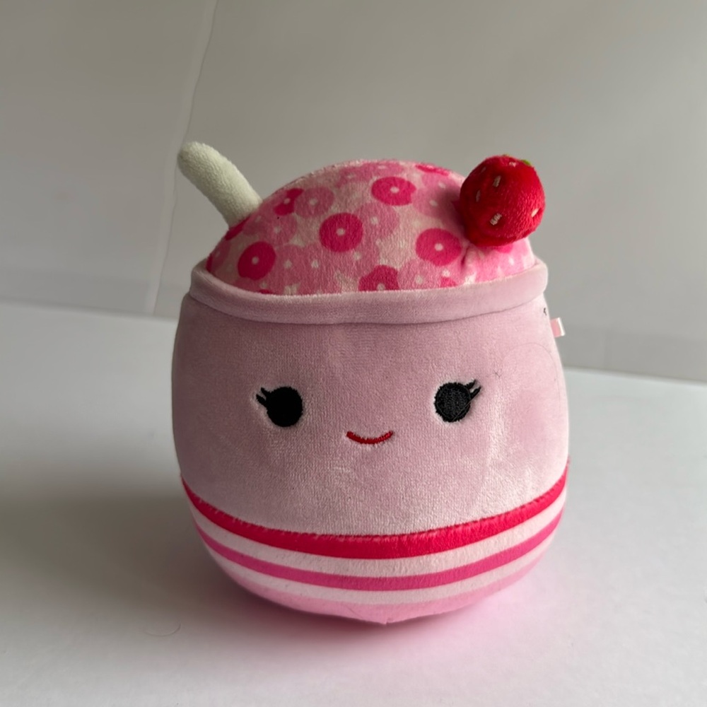 5” Marlene scented cereal Squishmallow